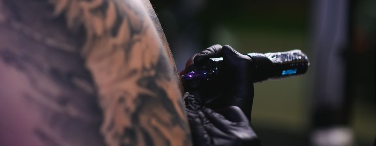 Wired vs. Wireless Tattoo Machines: Which is Right for You? - Tattoo Unleashed