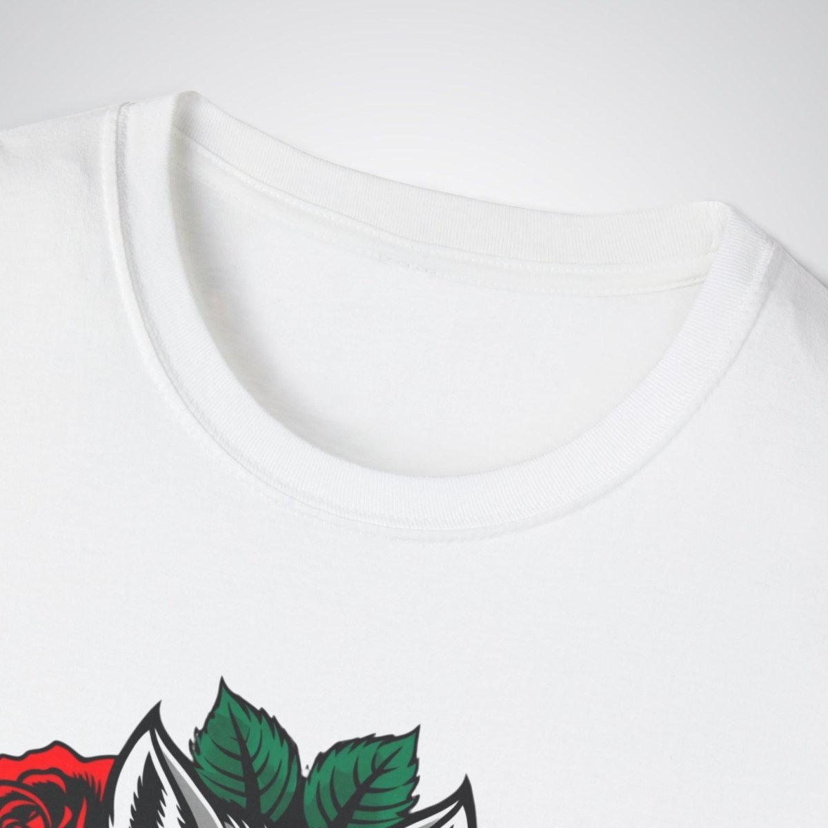 Wolf in Roses Neo - Traditional Tattoo Unisex T-Shirt - Tattoo Unleashed